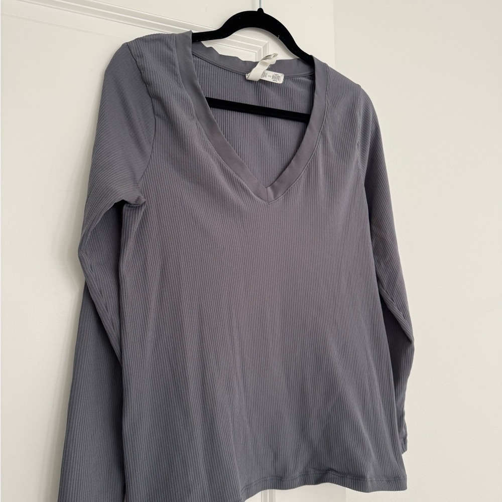 Athleta women’s ribbed soft v-neck long sleeve casual athletic shirt top XL